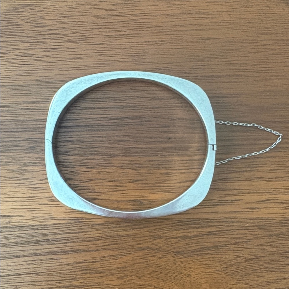 Sterling Silver mid century Bangle Bracelet.